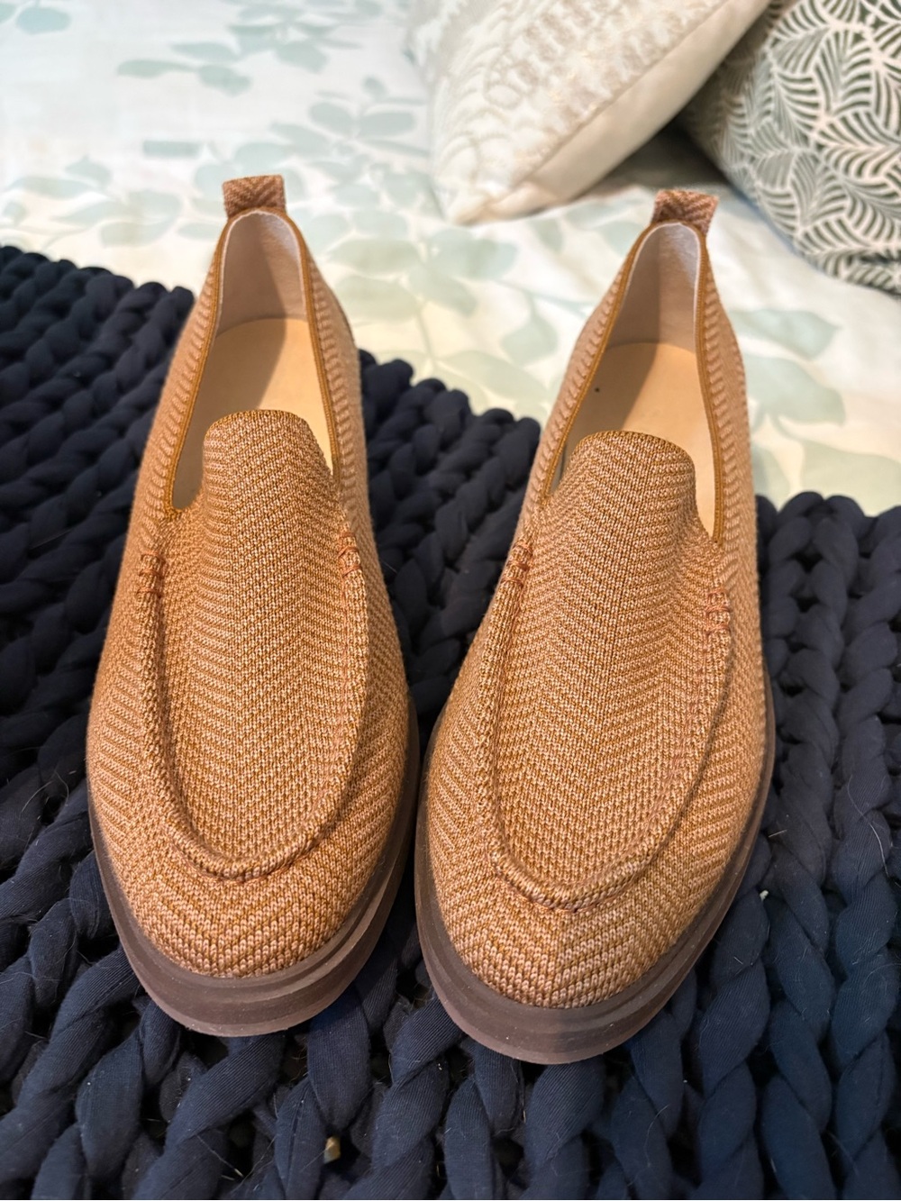 Rothy's Teak Herringbone Lug Loafers size 8.5 with box - Picture 3 of 6